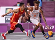 开云官方app入口-包含加拿大男篮强势意大利男篮，克莱三分雨点燃全场的词条