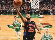 开云官方app入口-包含凯尔特人B队轻取尼克斯，萨博尼斯三分雨点燃全场的词条