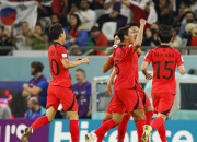 开云官方app入口-捷克队与斯洛伐克队激战，胜负难定