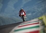 开云体育下载-红牛二队碾压法拉利，阿隆索惊艳四座，一场颠覆F1格局的传奇之战