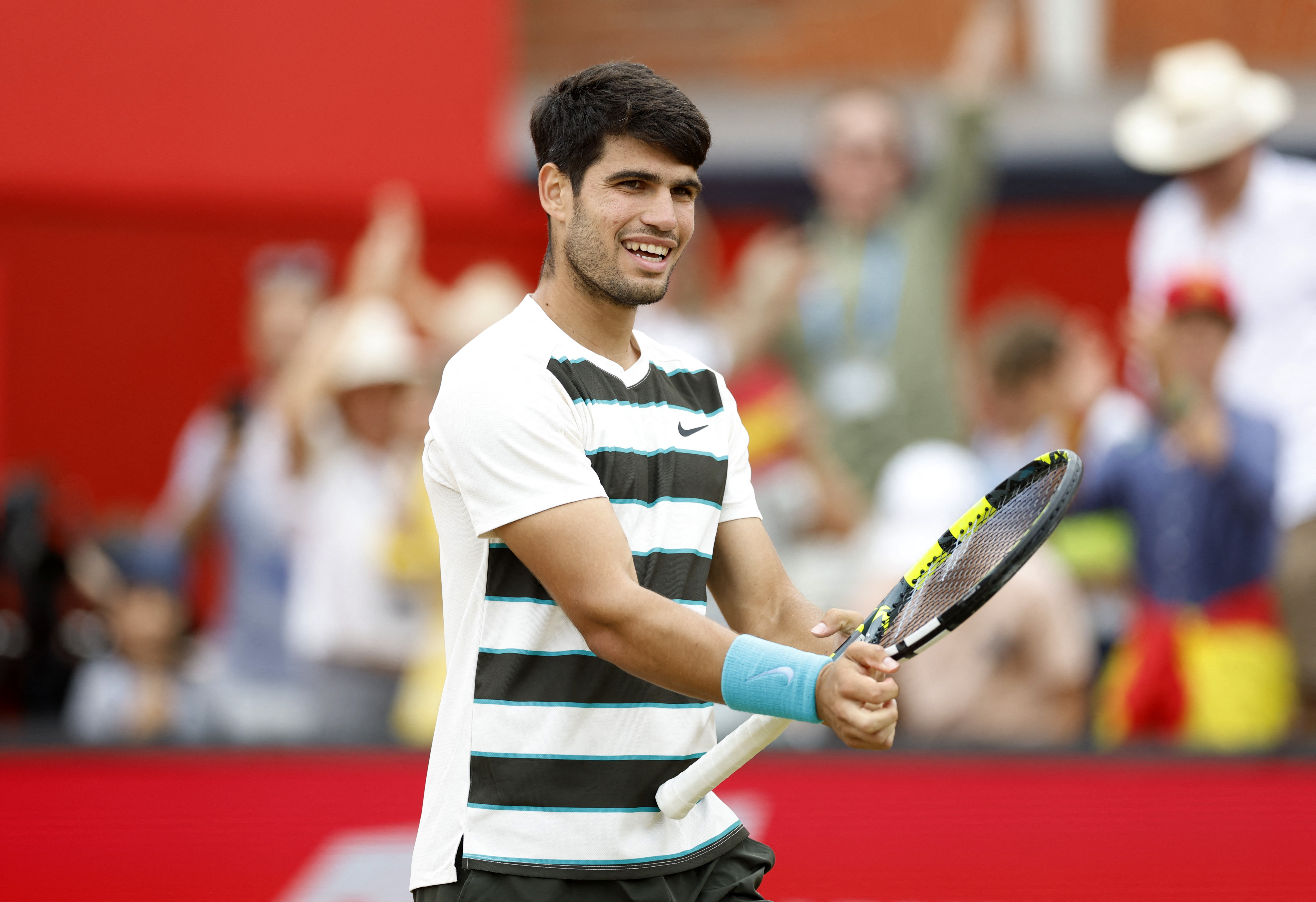 包含欧洲网球队强势英国网球队，阿尔卡拉斯制霸全场的词条