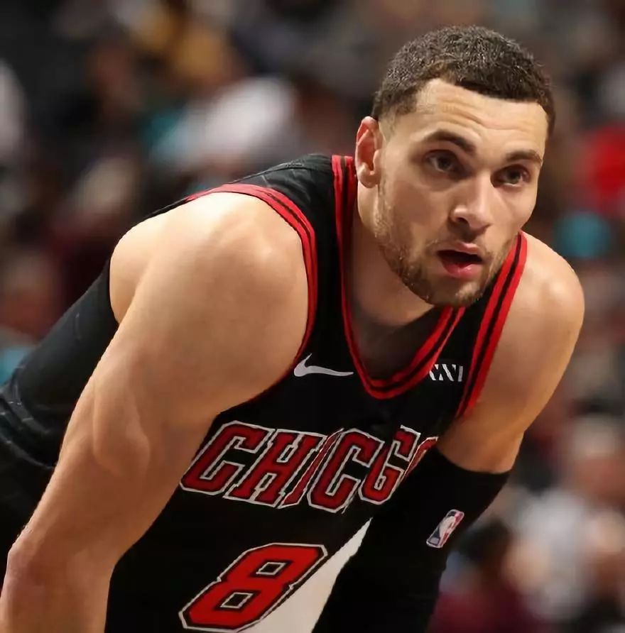 北京队逆转上海队，拉文高光表现的简单介绍