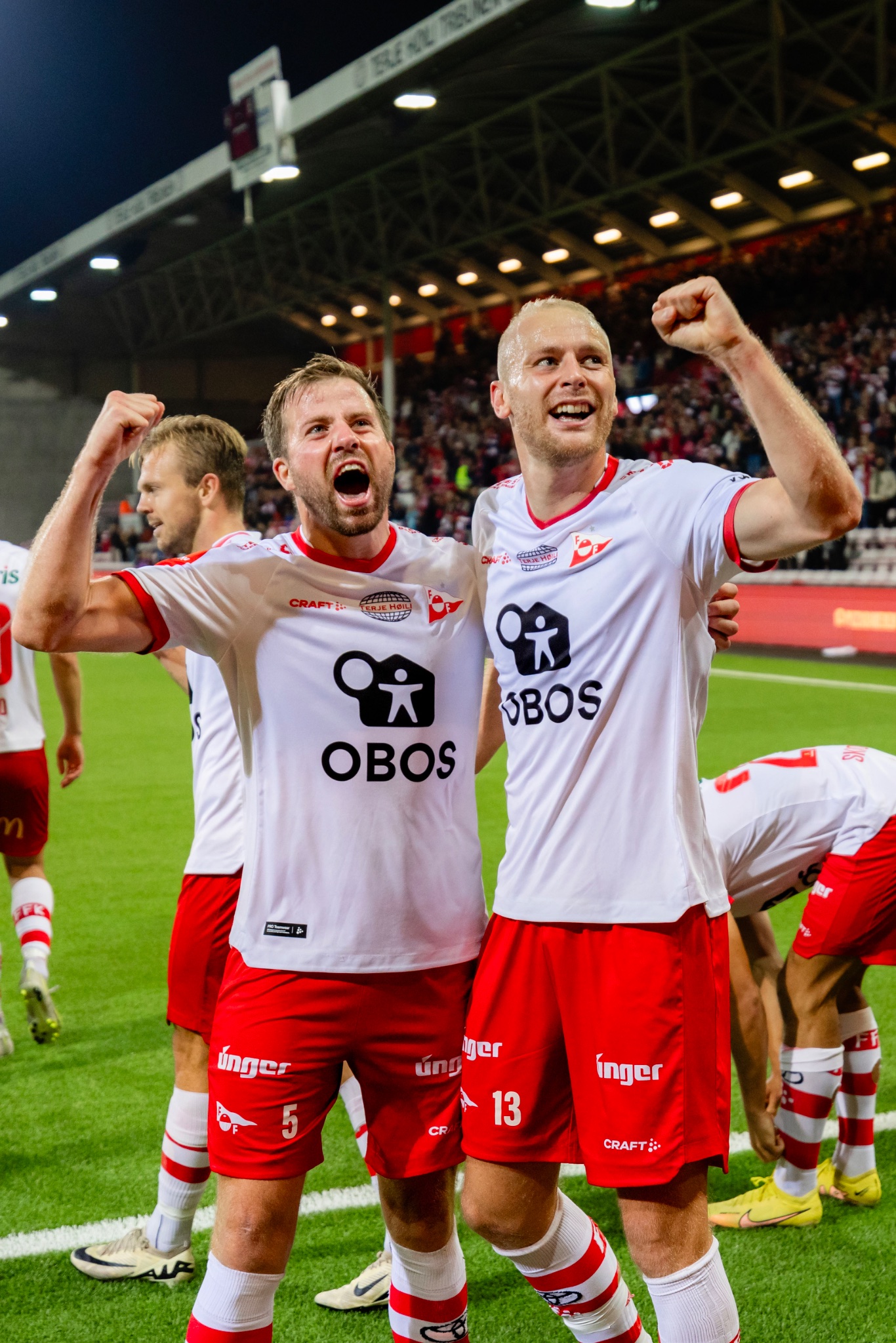 欧盟足联赛再度掀起热潮，每一场比赛都是一场传奇