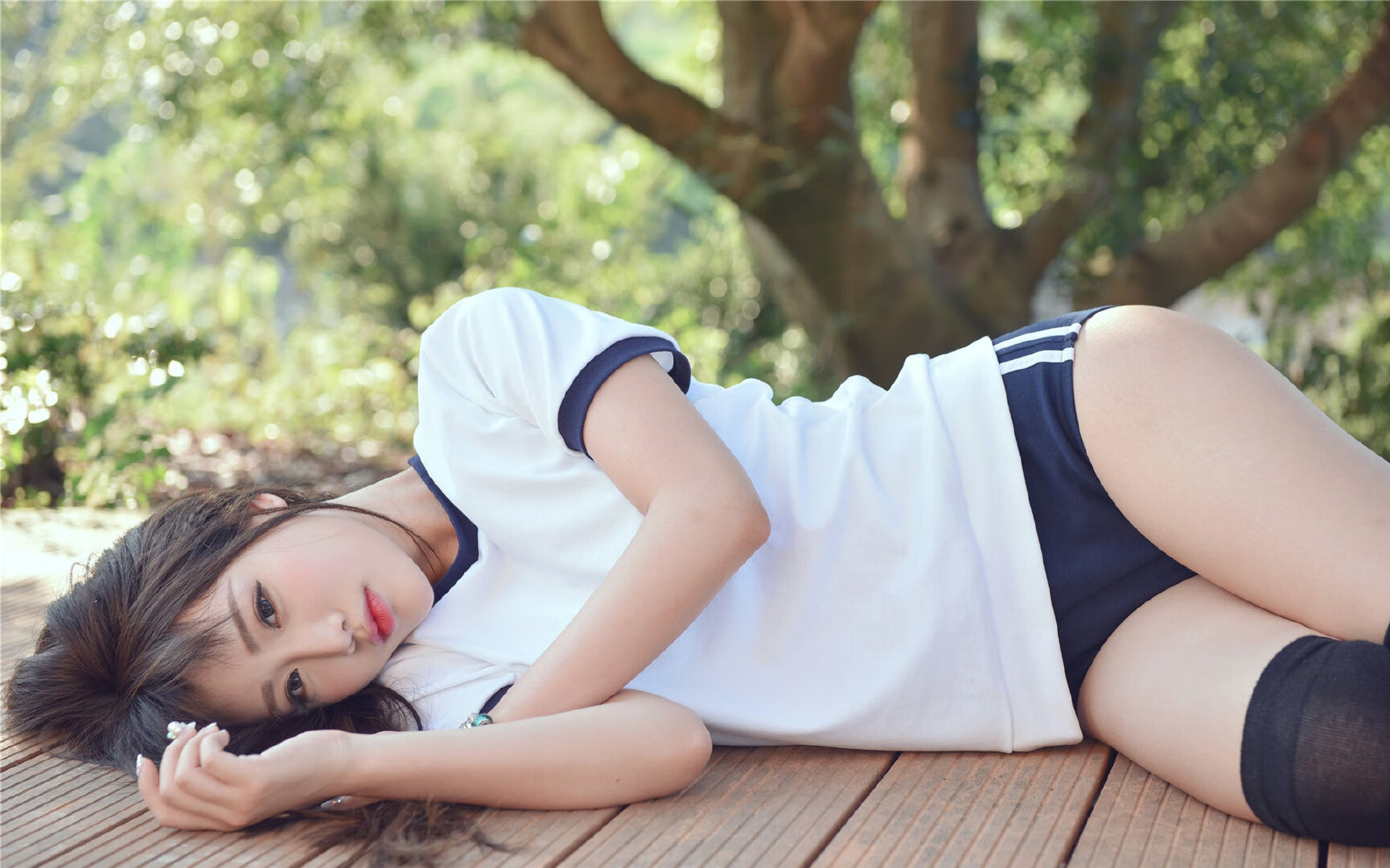 卡马文加爆发难破铁壁,阿尔及利亚式防守锁死皇马进攻命脉