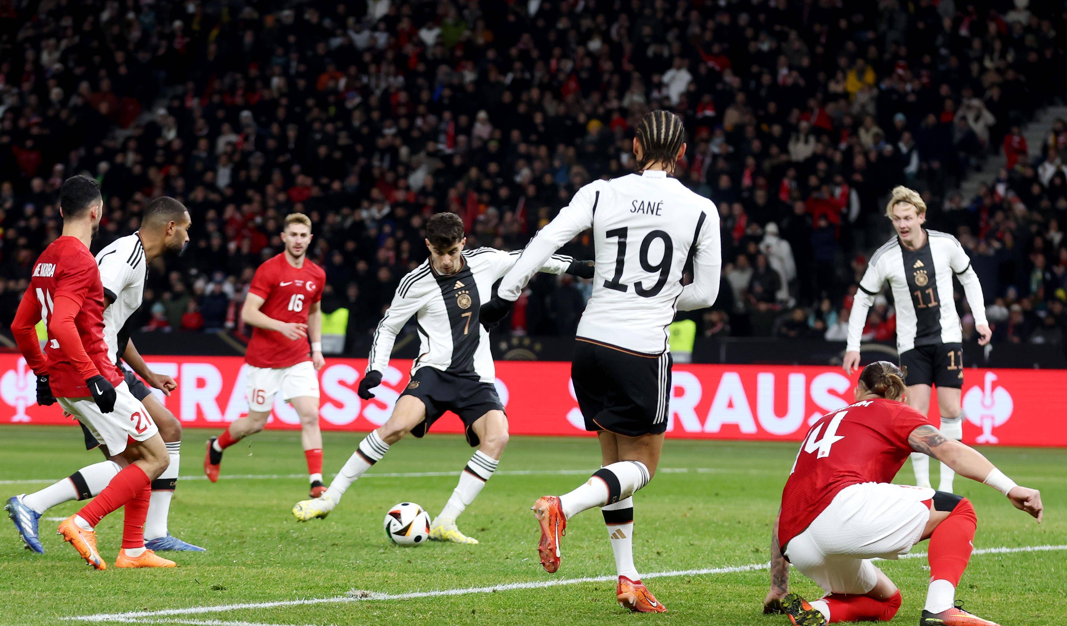 德国队逆转法国队,郑思维惊艳四座的简单介绍 德国队逆转法国队,郑思维惊艳四座的简单介绍