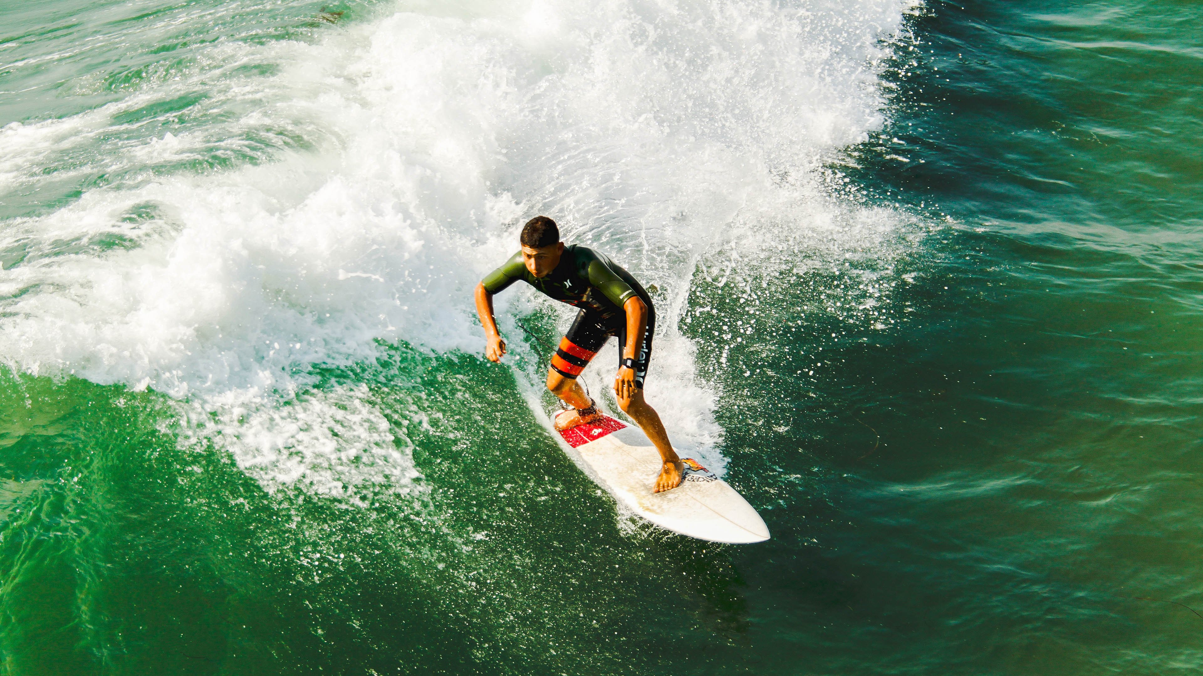 巴拉圭旋风席卷德甲，南美强压下的多特蒙德争冠战危机