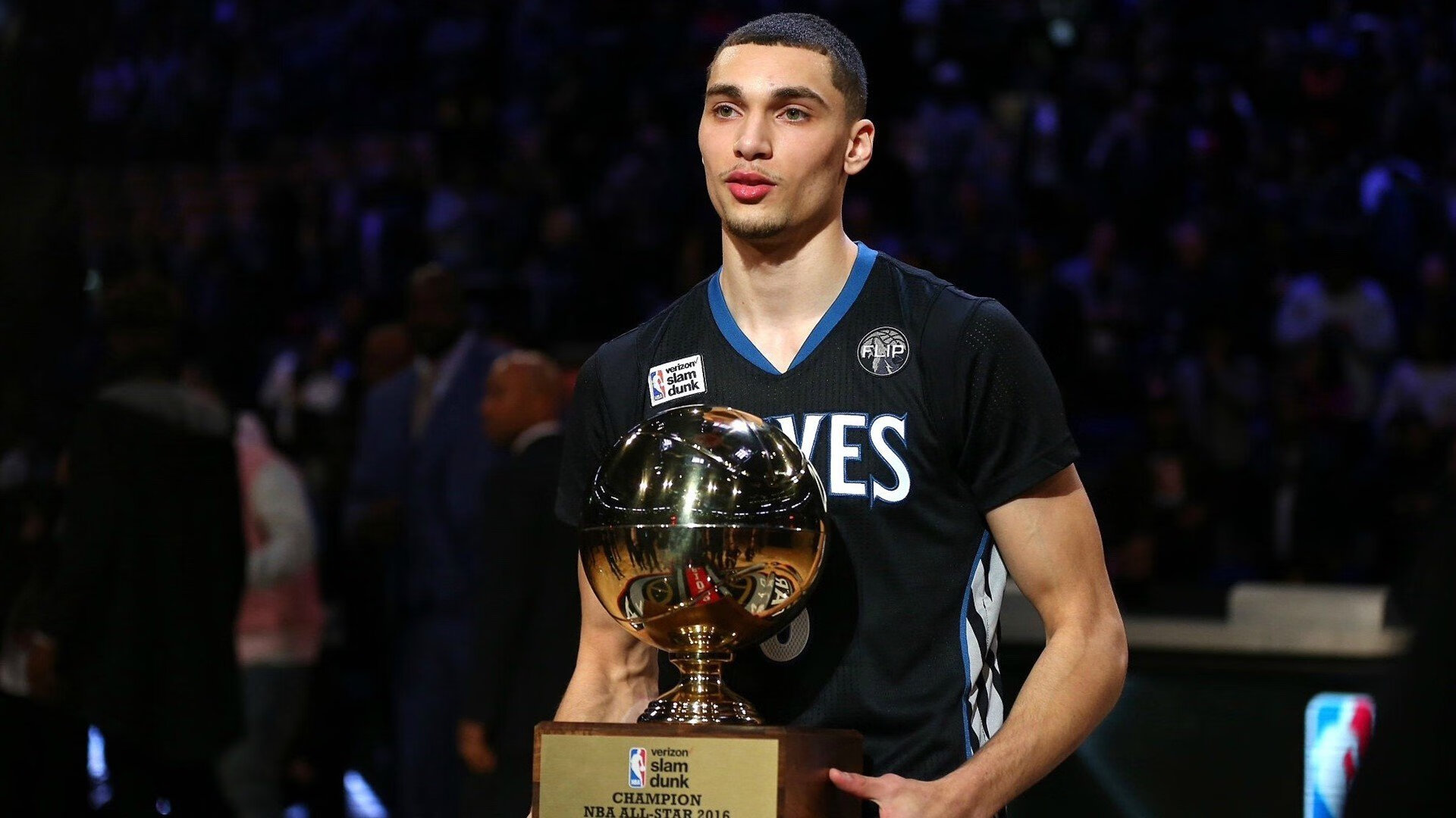 跨界统治，当篮球场上的国王封锁广厦，小贾伦在欧冠决赛上演接管传奇